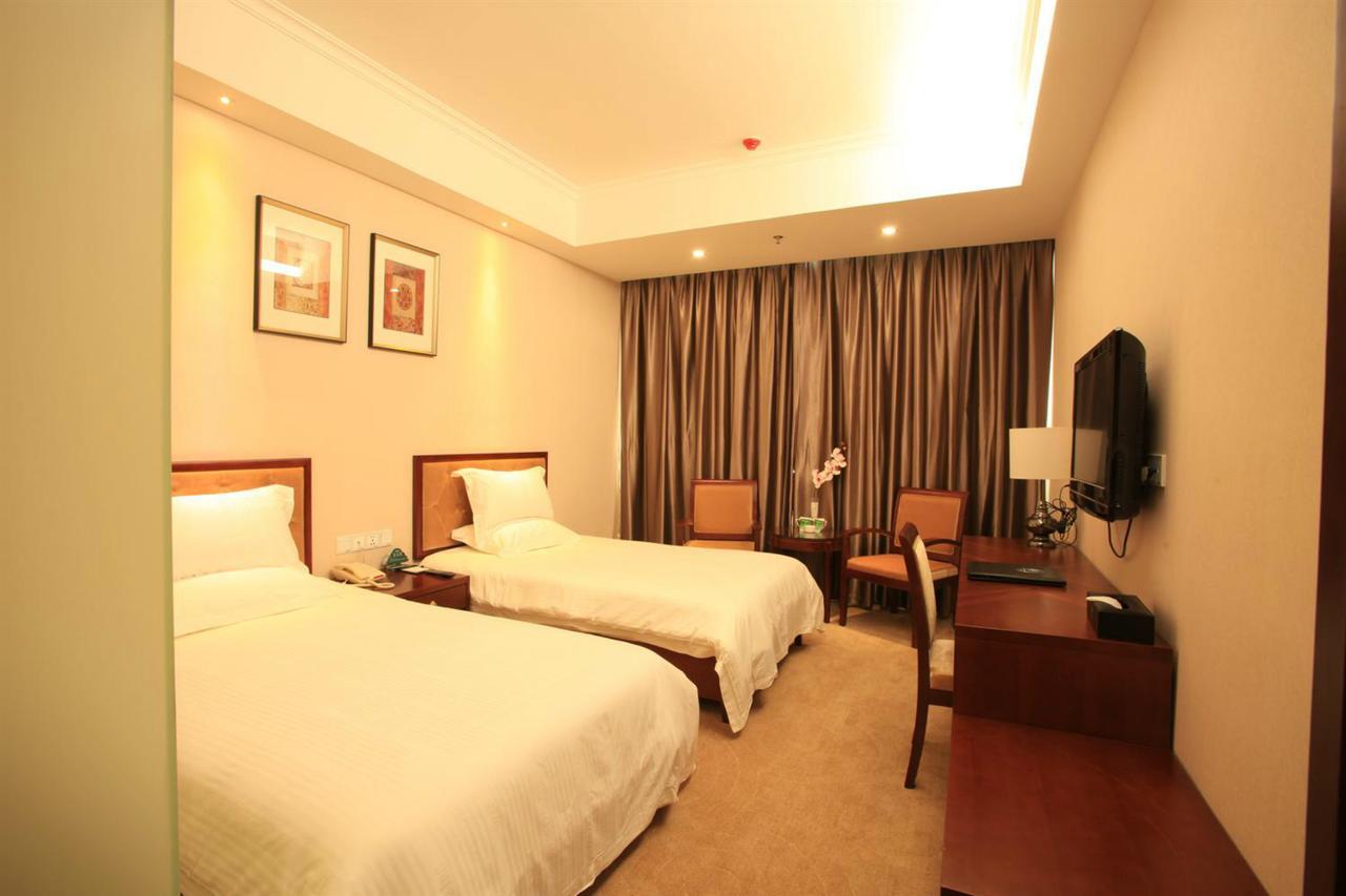 Greentree Inn Beijing Changping District Beiqijia Future Science & Technology City Business Hotel מראה חיצוני תמונה