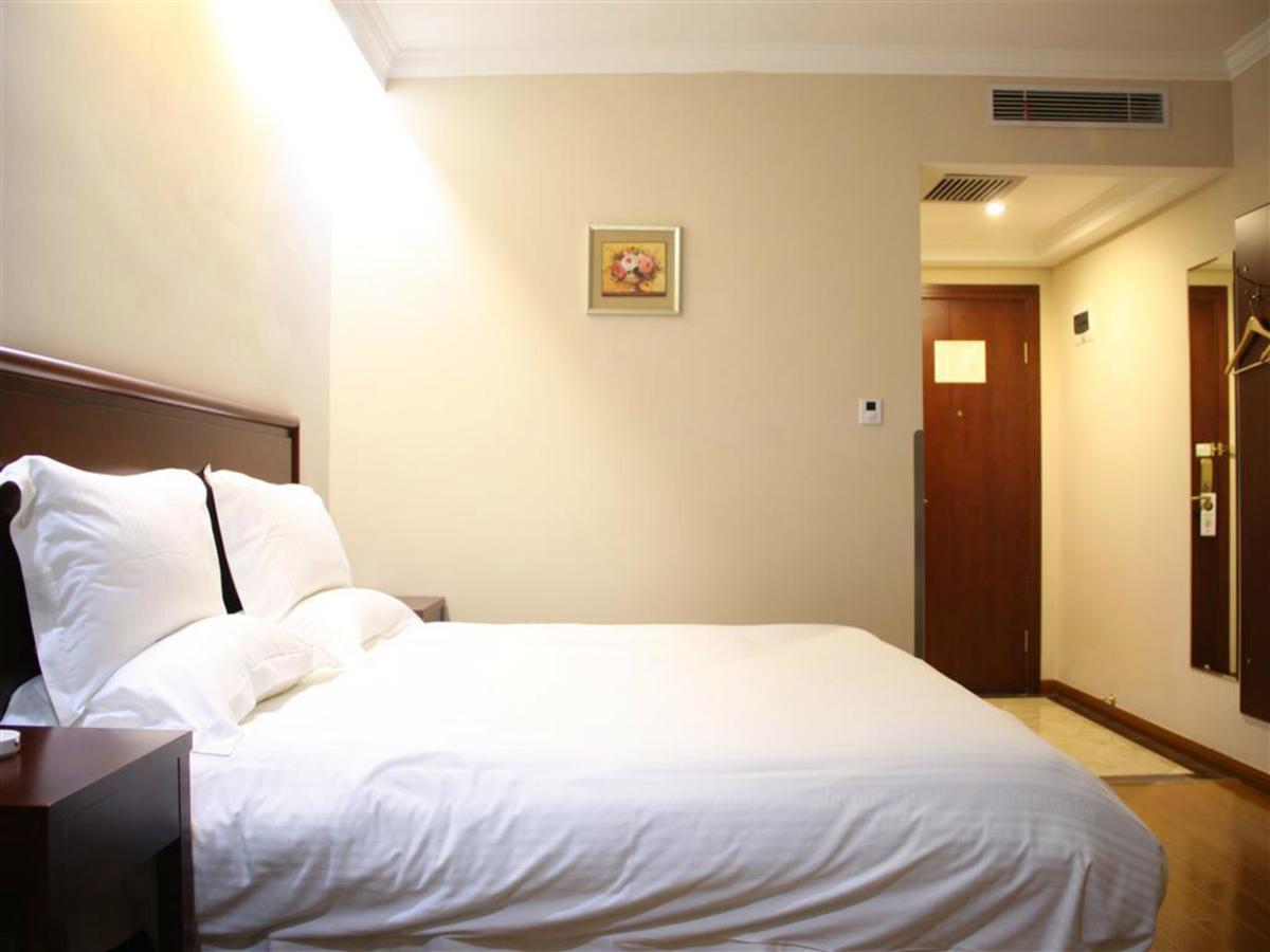 Greentree Inn Beijing Changping District Beiqijia Future Science & Technology City Business Hotel מראה חיצוני תמונה
